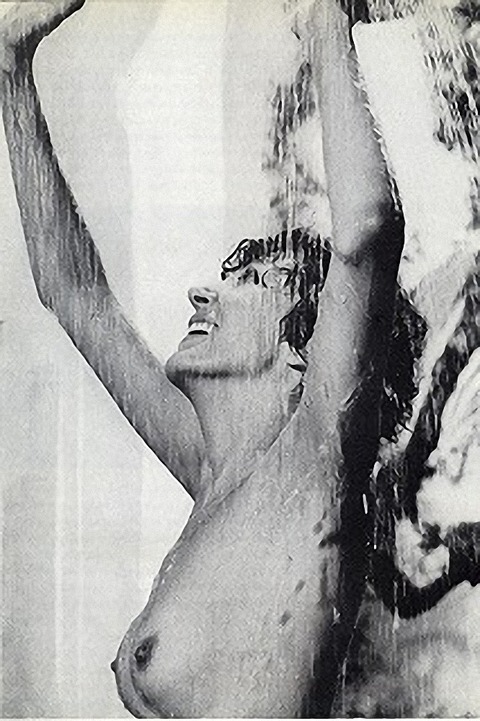 nude-05