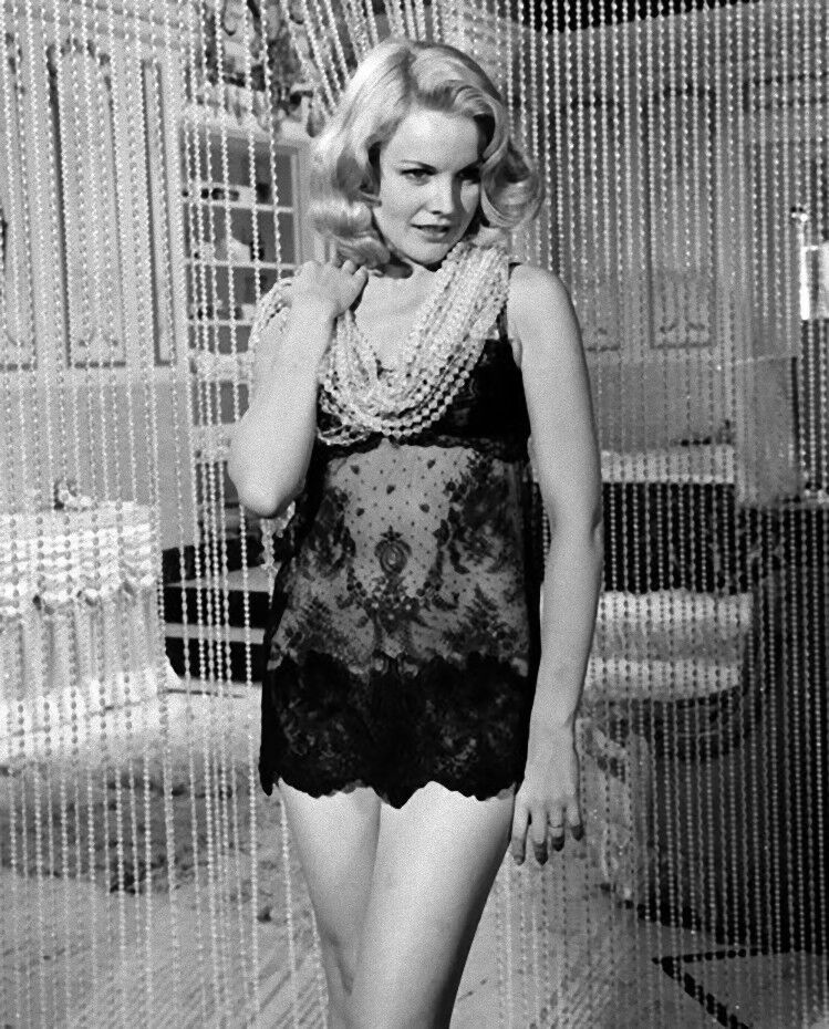 出演映画 ２８ 大いなる野望 ２ キャロル ベイカー セクシー女優の部屋