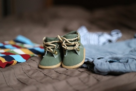 baby-shoes-505471_640
