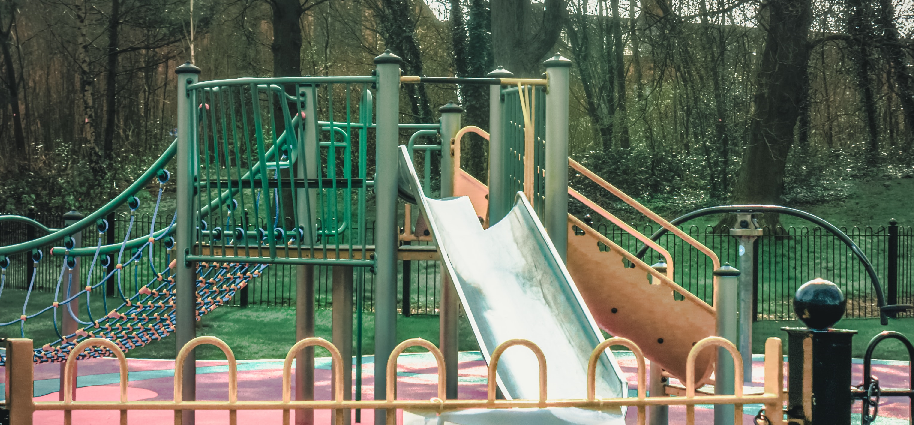 今となっては危険 公園での動く遊具が大幅減少 かりるーむ Http Cari Jp スタッフブログ