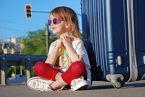 girl-gb56bcb1a1_640