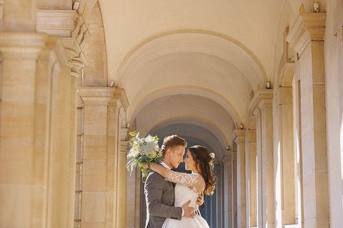 bride-6825609_640