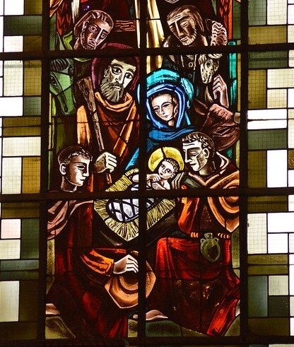 stained-glass-4522404_640