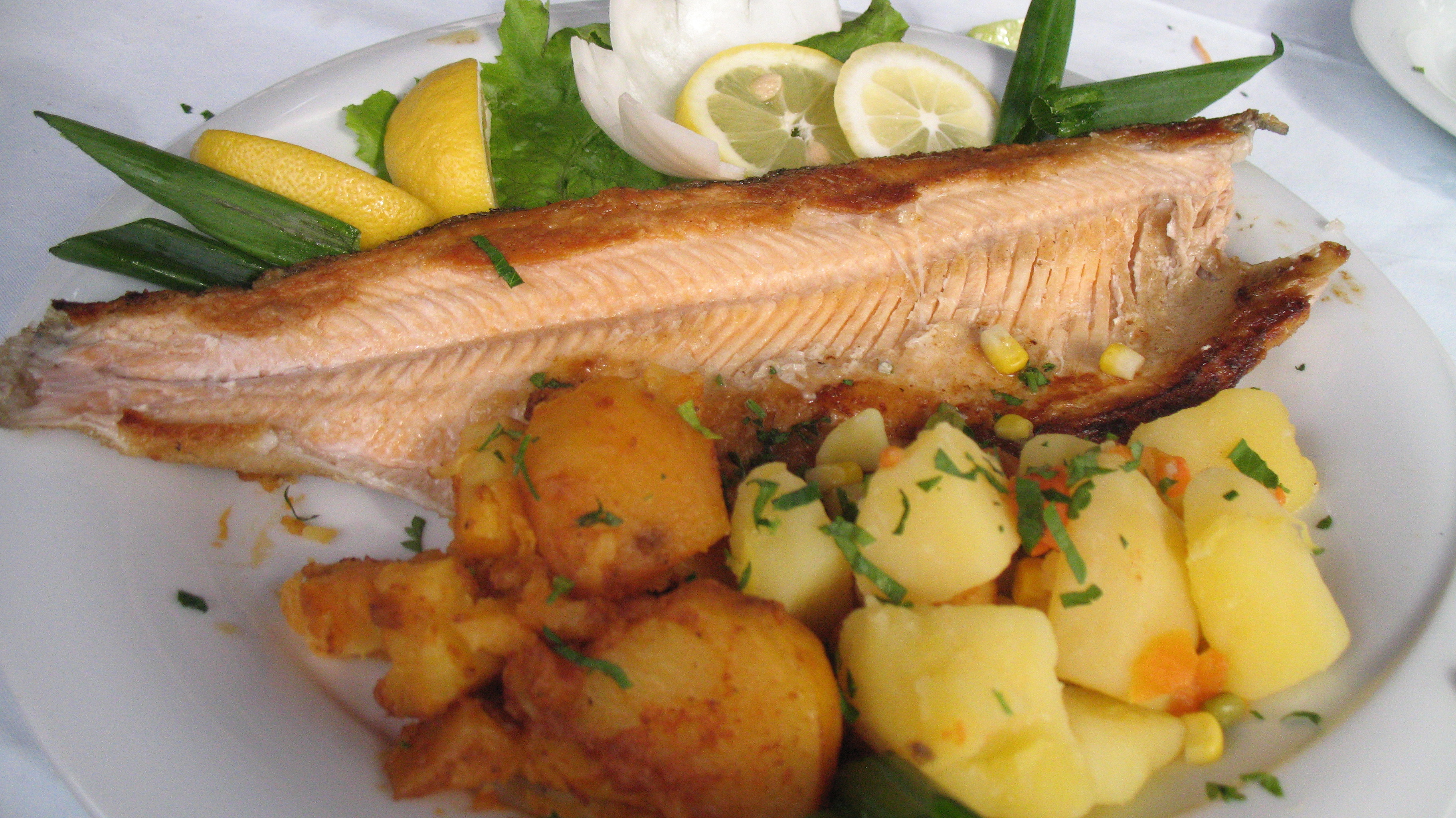 マケドニア世界遺産オフリドの旅 いろいろ編 マケドニア食堂