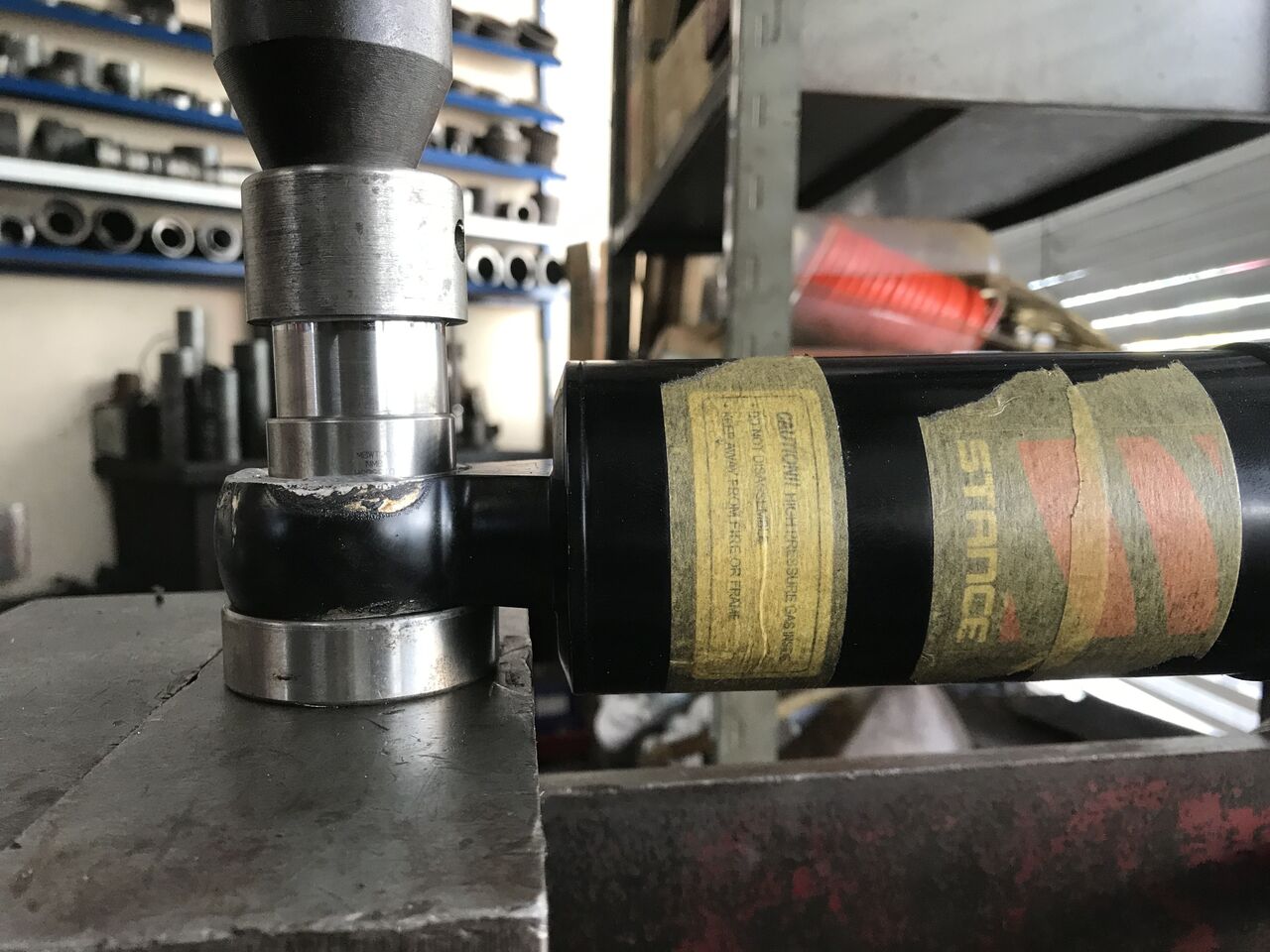 車高調ロアブラケット加工。～完成編～ 週末ガレージ日記