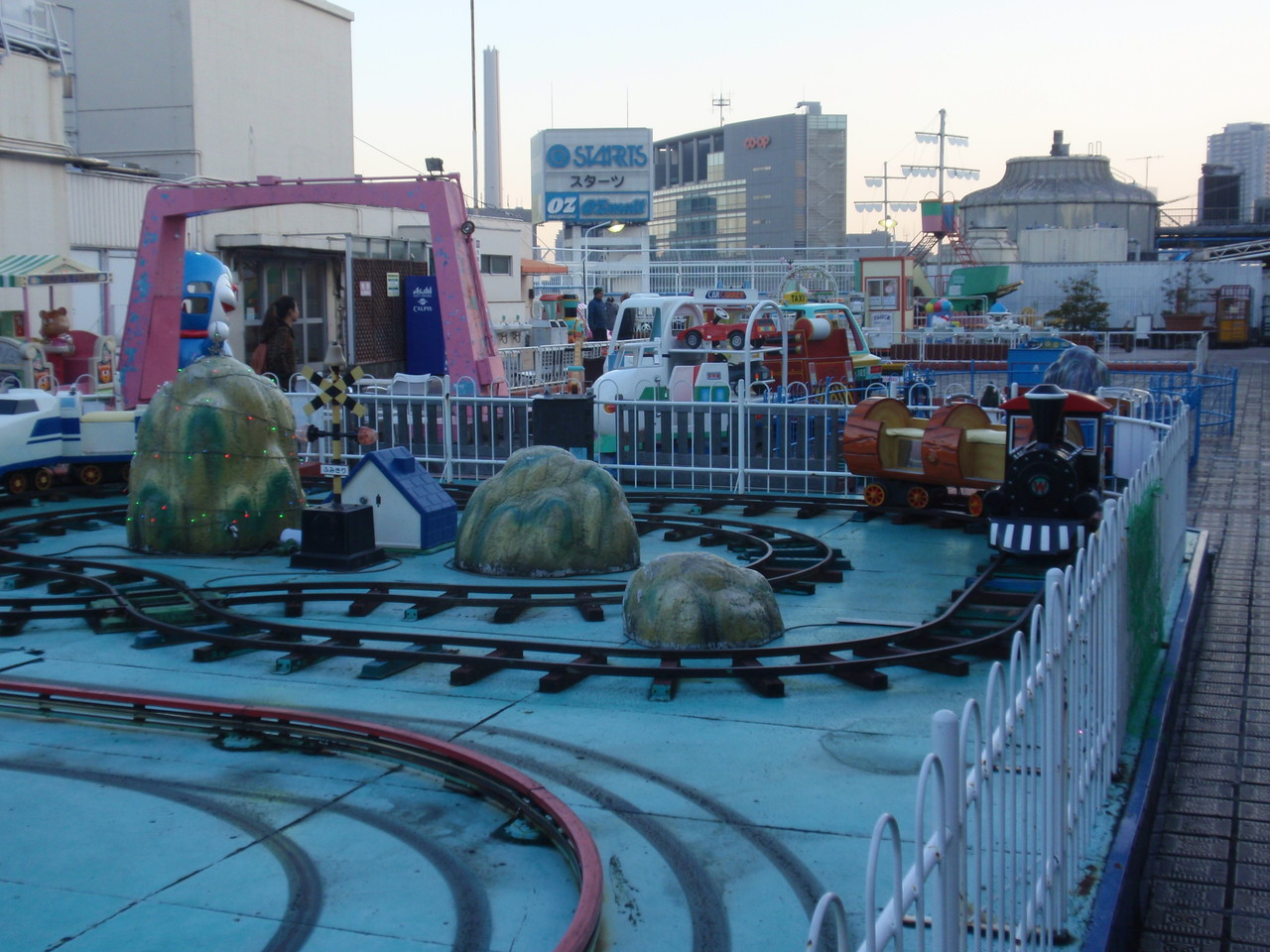 子供の遊び場 渋谷東急東横店 まち 街 町 住人
