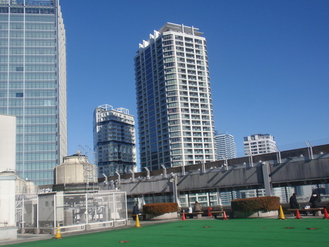 B190101横浜そごう屋上 (5)