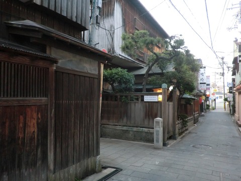 東新道の景観