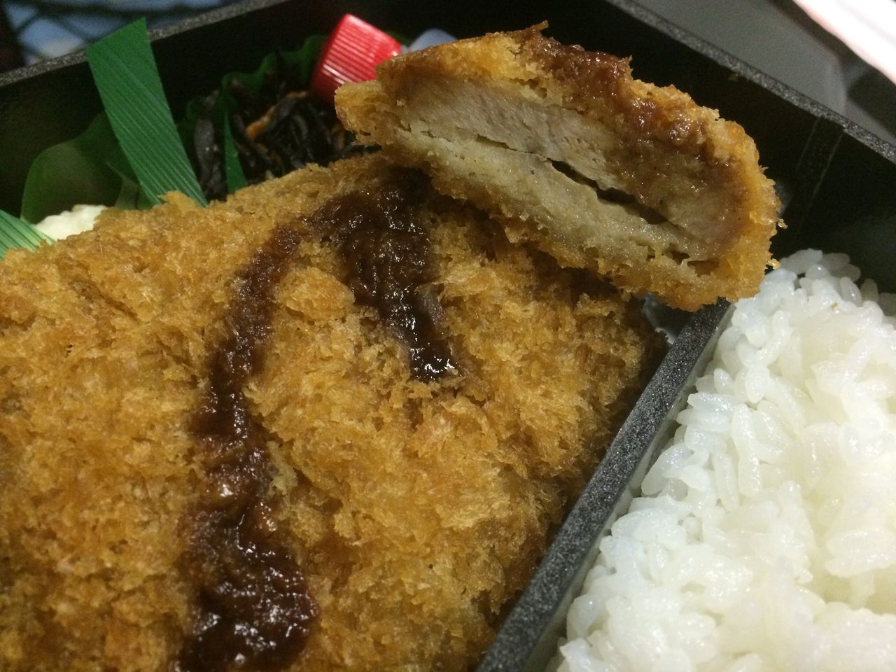 いわて黒豚とんかつ弁当 関根屋 駅弁を食べたら書くブログ 仮 いわて黒豚とんかつ弁当 関根屋 駅弁を食べたら書くブログ 仮