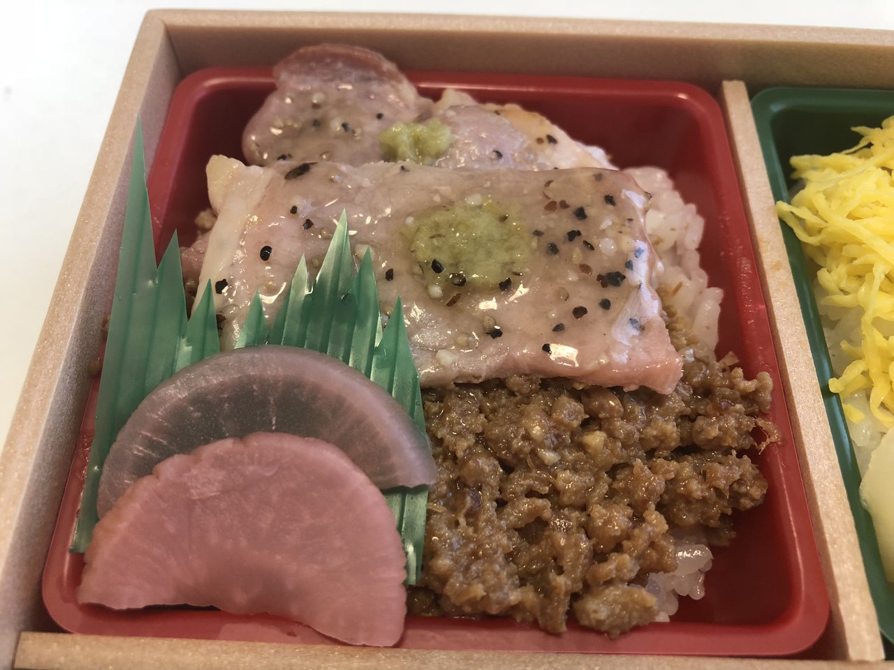 箱根湯本—強羅間開業100周年記念弁当[夏]（東華軒） : 駅弁を食べたら書くブログ（仮）