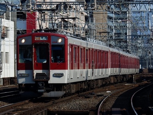 平成に入り登場した汎用性重視の標準軌線向けVVVF車、近鉄1230
