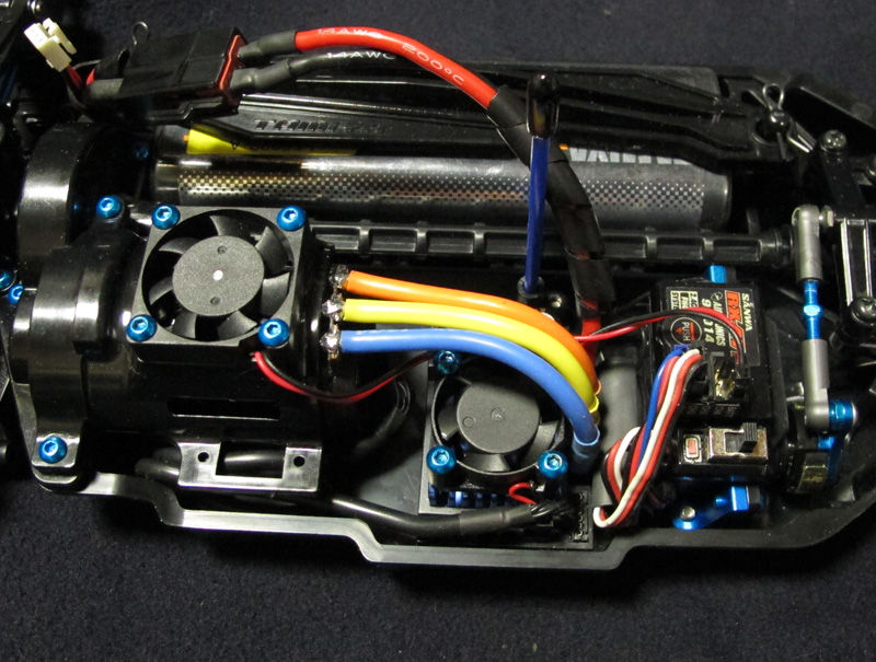 安心の正規品通販 タミヤTT-01バッテリー、充電器以外セット 動作確認済み ホビーラジコン