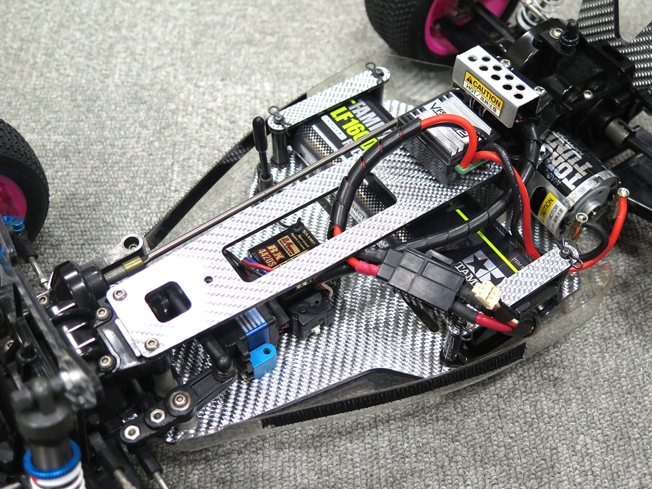 Yeah Racing】TOP FORCEのコンバージョンシャーシ : MachineのRC道 Yeah Racing】TOP FORCEのコンバージョンシャーシ : MachineのRC道