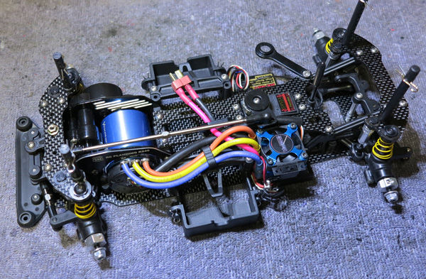ガンベイド用カーボンシャーシセット : MachineのRC道