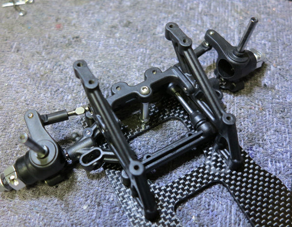 ガンベイド用カーボンシャーシセット : MachineのRC道