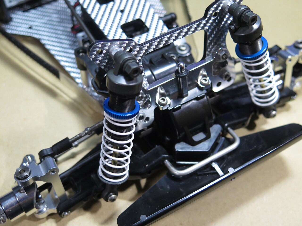 SQUARE】TOP FORCEのダンパーアジャスター : MachineのRC道 SQUARE】TOP FORCEのダンパーアジャスター : MachineのRC道