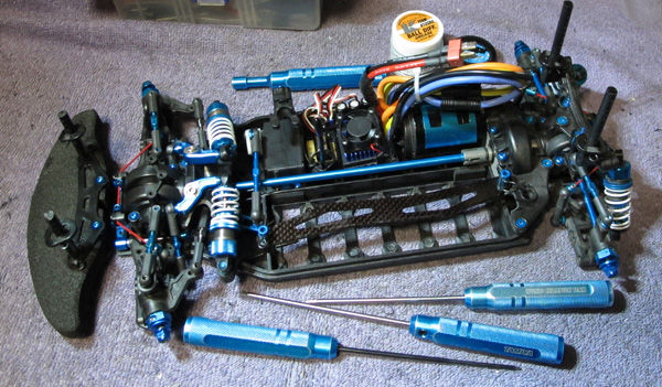 レース前の、TB-03フルメンテ : MachineのRC道