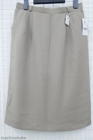 タイトスカート　ベージュ　未使用