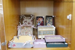 街知の箱　店内　S'allier~サリエ~さん作品コーナー