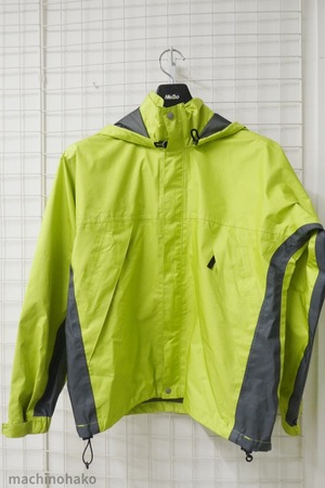 プロモンテ　ジャンパー