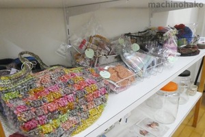 街知の箱 店内 popo**さん作品コーナー