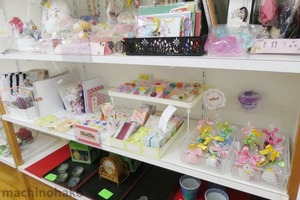 街知の箱　店内　ChaChaさん作品コーナー