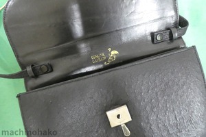 クロ　ブラック　オーストリッチ　バック　ショルダーバッグ　セカンドバッグ　ハンドバッグ