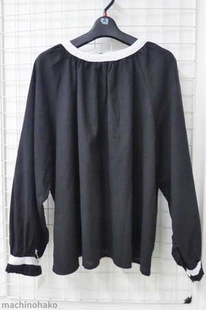 綿ブラウス　ブラック