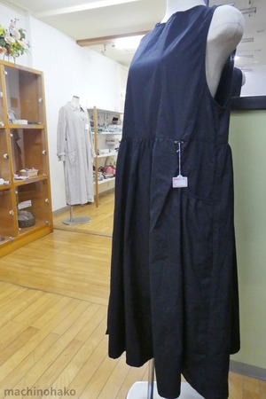 ブラック　オーブ　綿100%　ノースリーブ　ジャンバースカート　ジャンパースカート　ワンピース