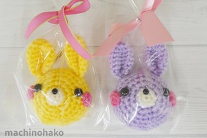 ウサギマグネット　ウサギ　マグネット　うさぎ　ラビット　兎　プレゼント　ラッピング　リボン　手編み