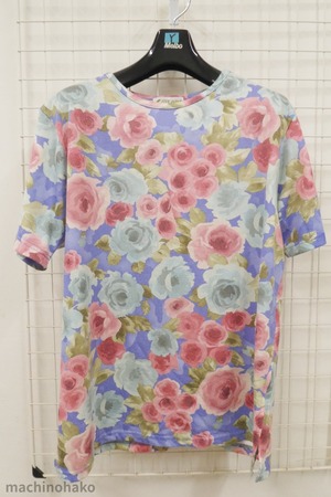 バラT　ゆったり　バラ柄　薔薇柄　ばら柄　古着　リサイクル　Tシャツ