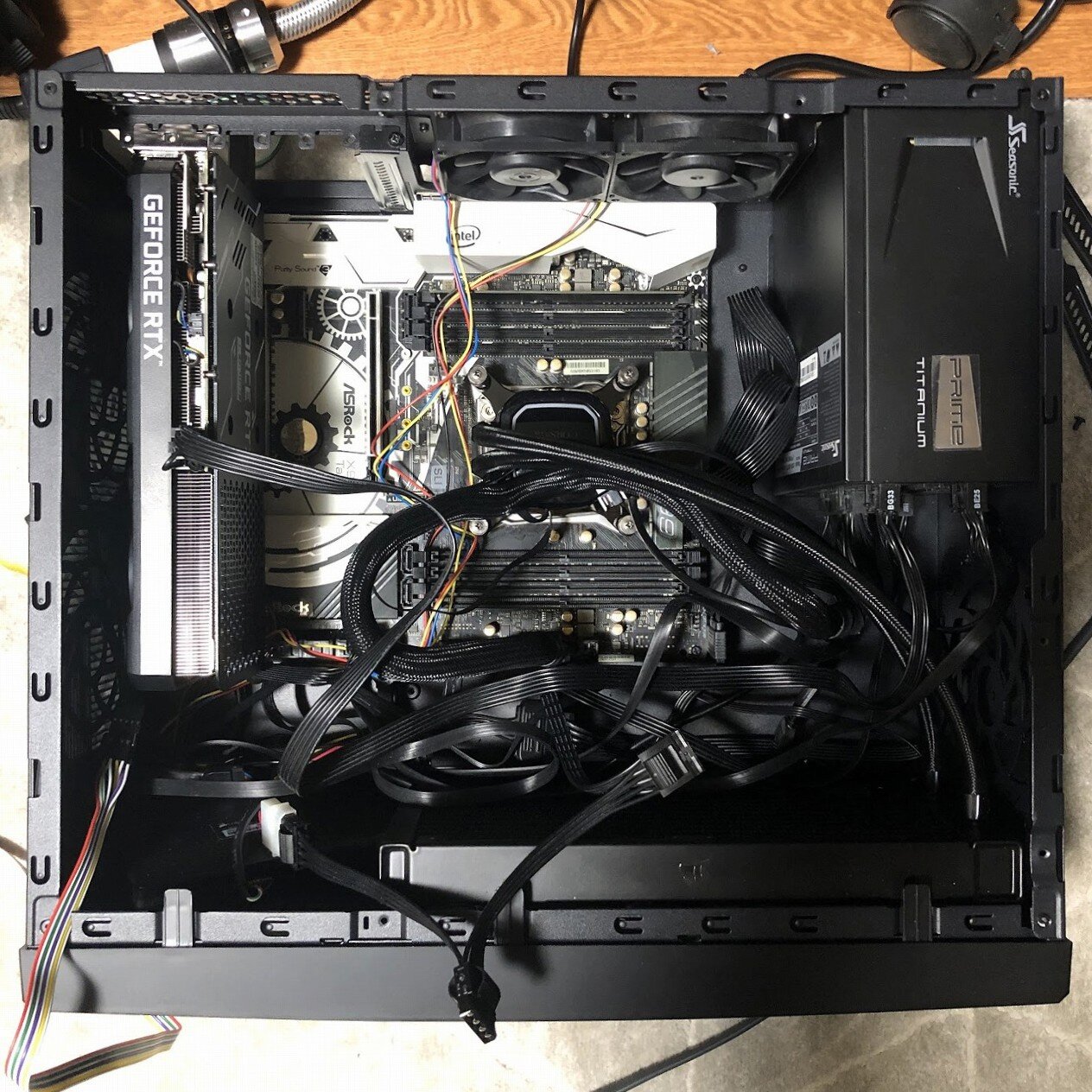 PC横置きケース変更計画⑤:マザーボード交換&作業 : まいまい PC横置きケース変更計画⑤:マザーボード交換&作業 : まいまい
