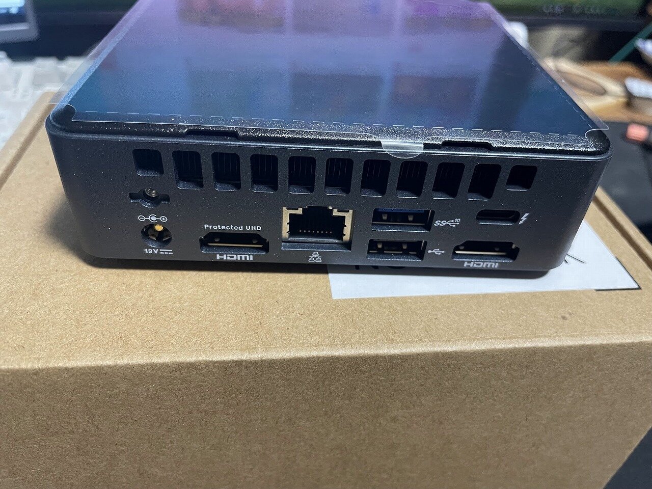 Intel NUC NUC8v5PNK(Core i5-8365U)を購入 : まいまい Intel NUC NUC8v5PNK(Core i5-8365U)を購入 : まいまい