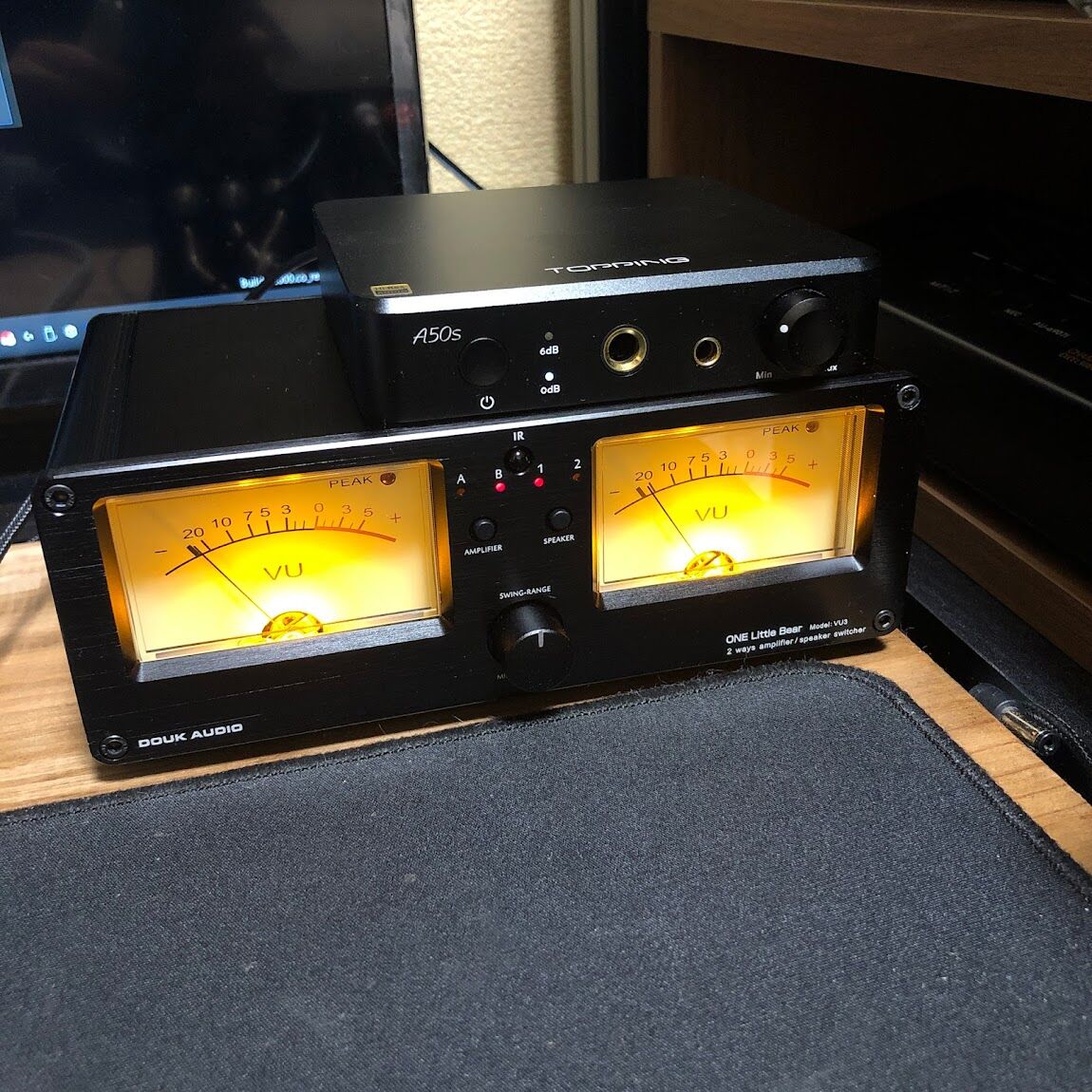 Douk Audio VU3(動画あり)VUメーター&スピーカー切替器 Douk Audio VU3(動画あり)VUメーター&スピーカー切替器