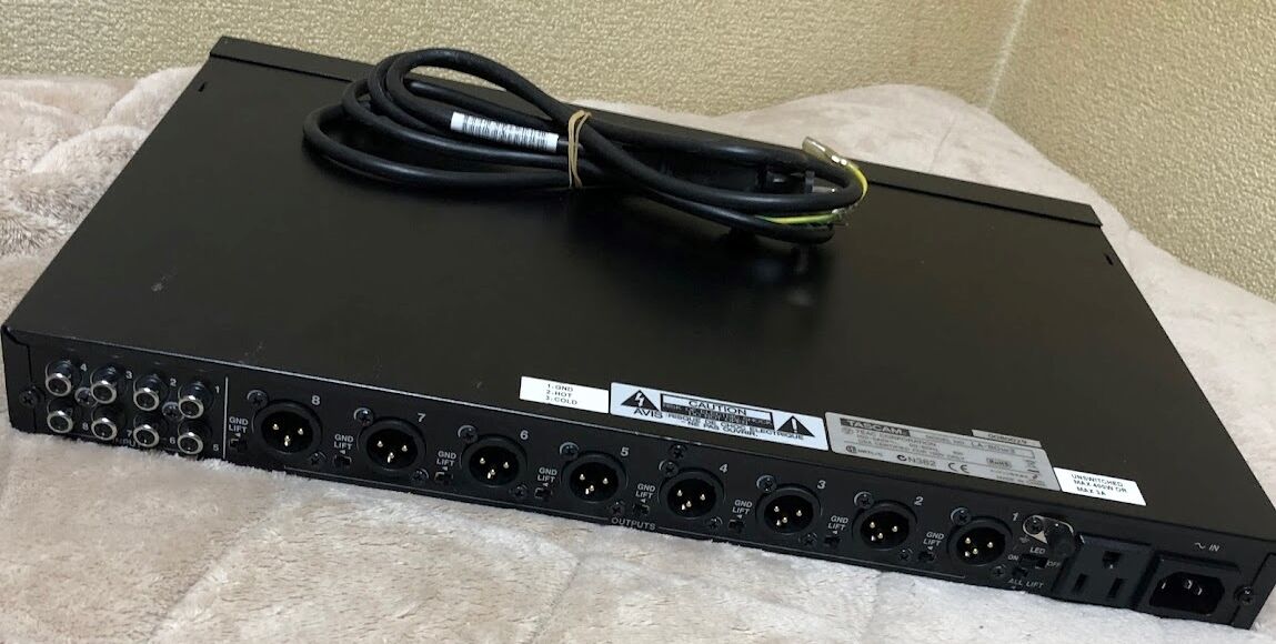LA-80MKII | アンバランス/バランスラインコンバーター | TASCAM