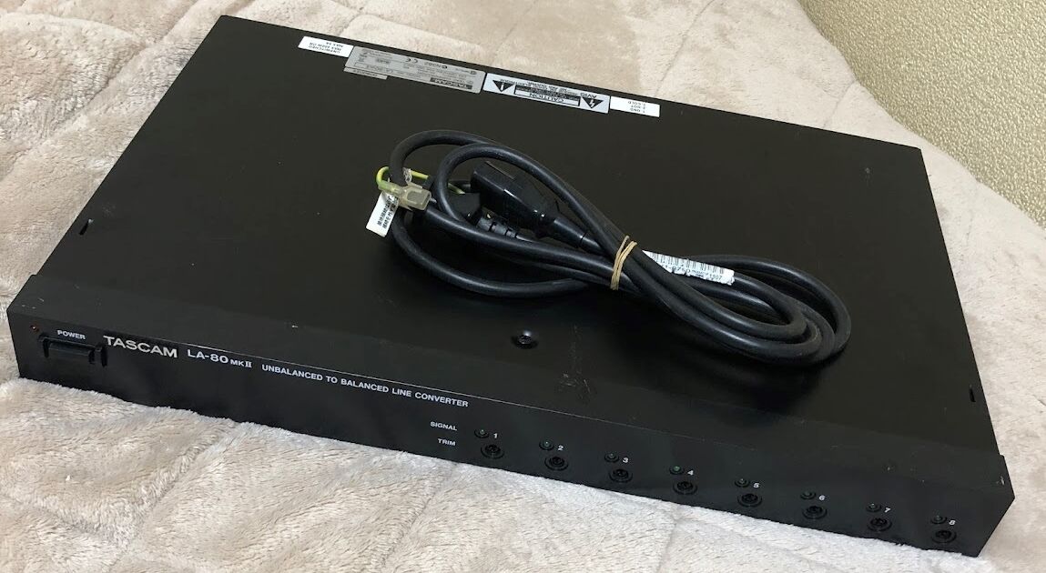 TASCAM LA-40MKIII バランス/アンバランス・ライン