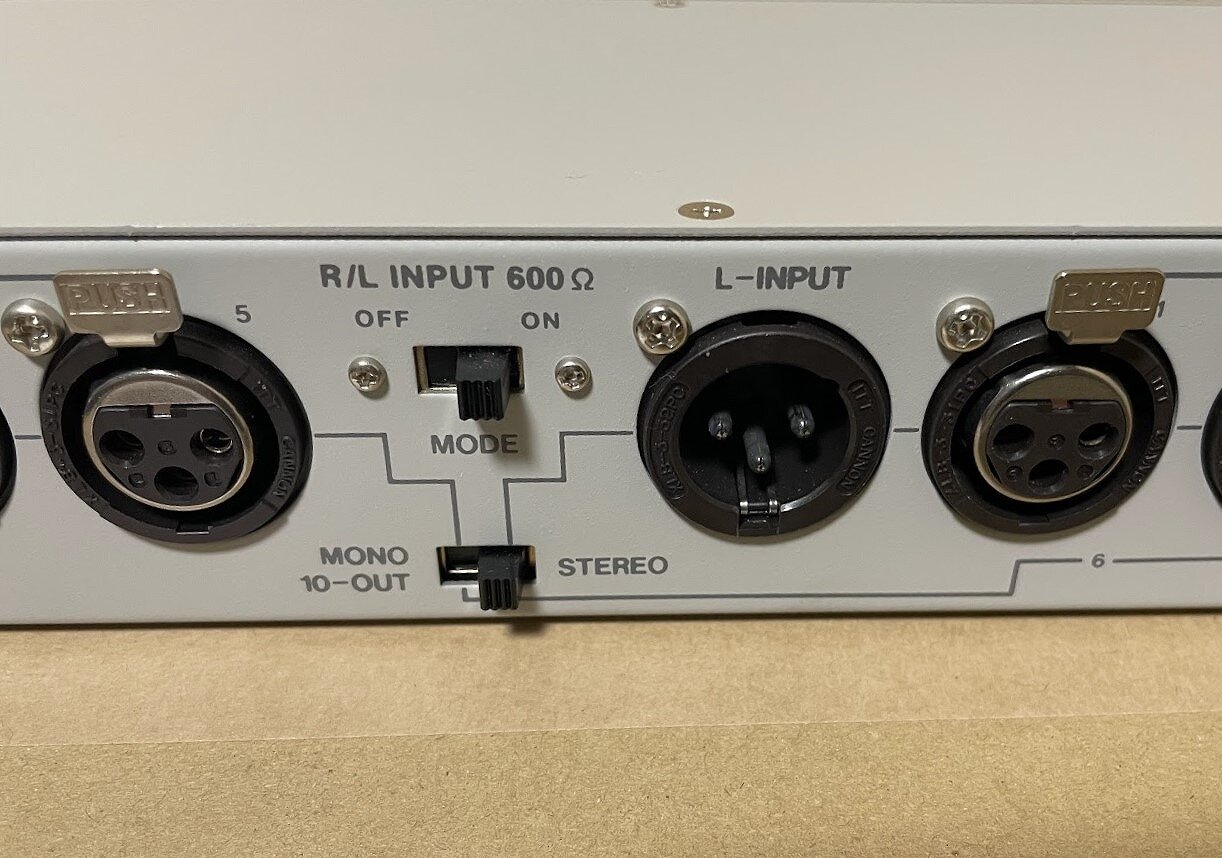 FOR.A 朋栄 ADA-205 XLR バランス アナログ ステレオ アンプ FOR.A 朋栄 ADA-205 XLR バランス アナログ ステレオ アンプ