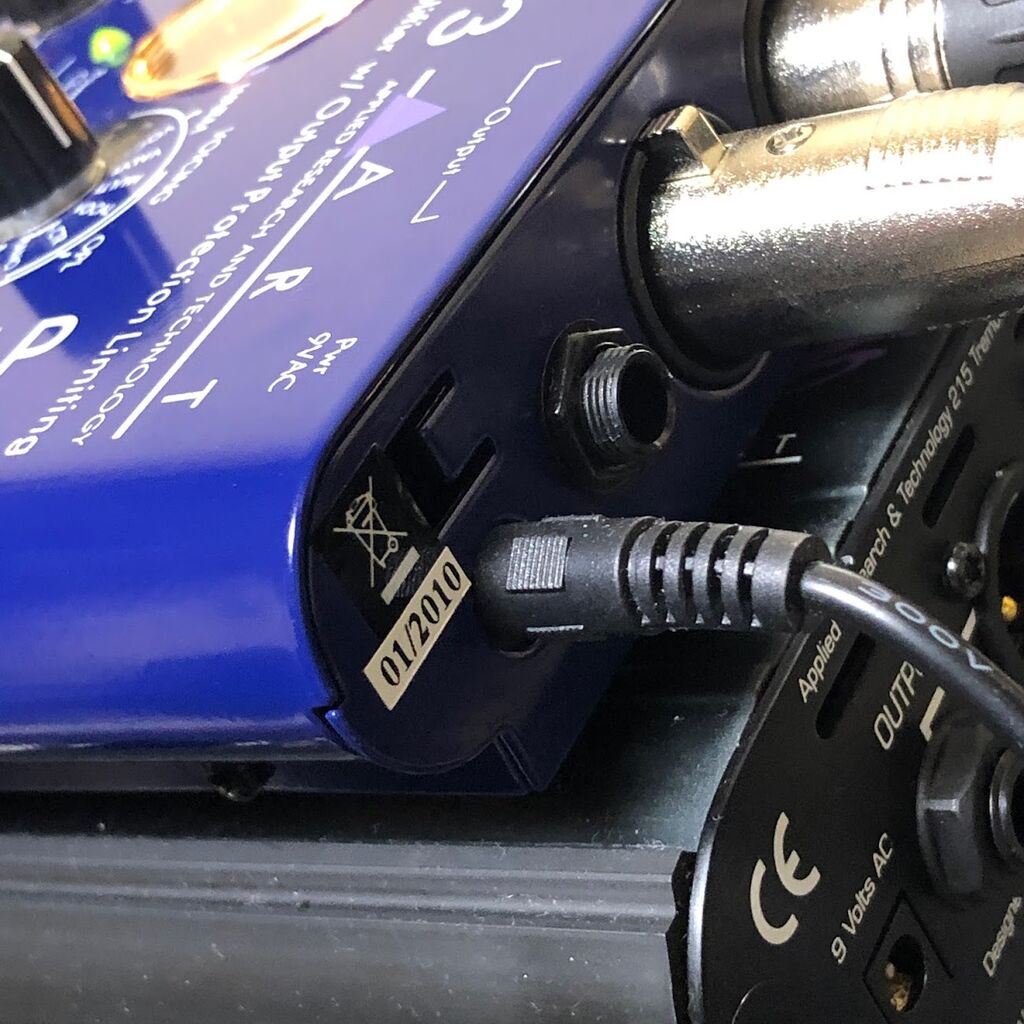 【ジャンク】ART Tube mp studio v3 ART Tube MP Studio V3 Preamp/DI Box | Sweetwater
