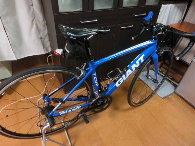 自転車 シフトワイヤーがインナーを通らない