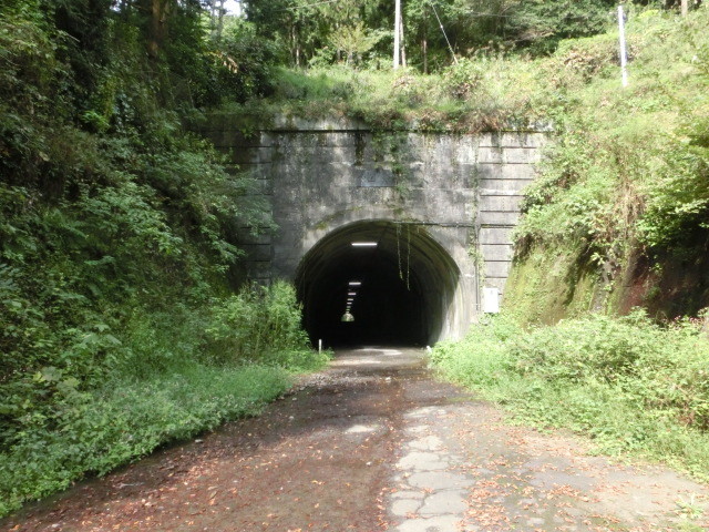 心霊スポット 旧吹上トンネルと旧道探索 マッキータウンぶろぐ 東京近郊自転車コースガイド 心霊スポット 旧吹上トンネルと旧道探索 マッキータウンぶろぐ 東京近郊自転車コースガイド