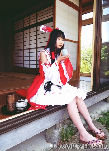 3香霖堂 霊夢(嘘月はにたん)