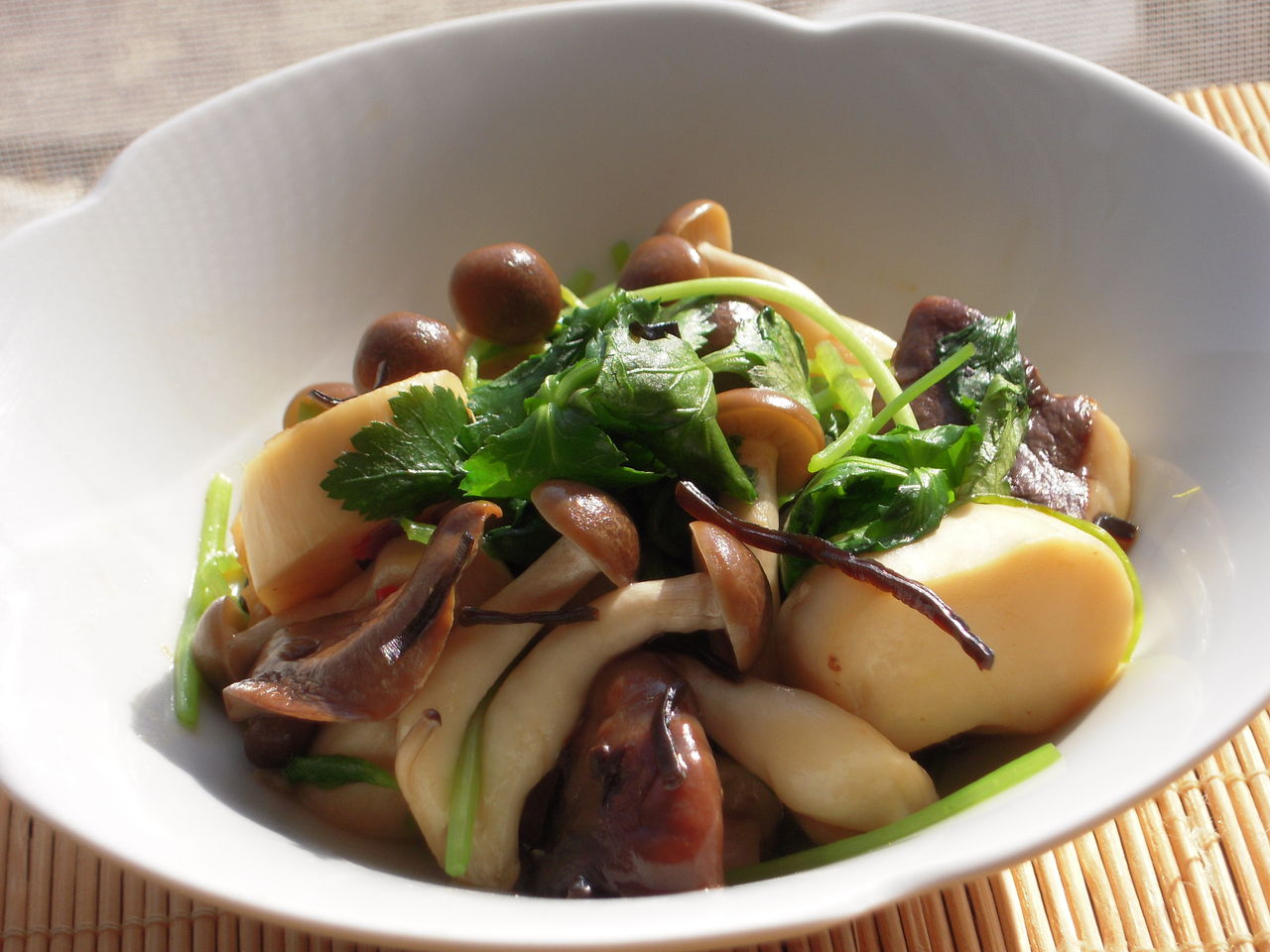 きのこと三つ葉の和風ペペロン塩昆布風味 マクロビオティック 簡単 料理 レシピ ゆん ｓ