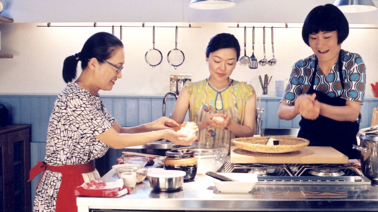 映画レビュー かもめ食堂 を観ると シナモンロールが食べたくなる まりこのblog 映画レビュー かもめ食堂 を観ると シナモンロールが食べたくなる まりこのblog