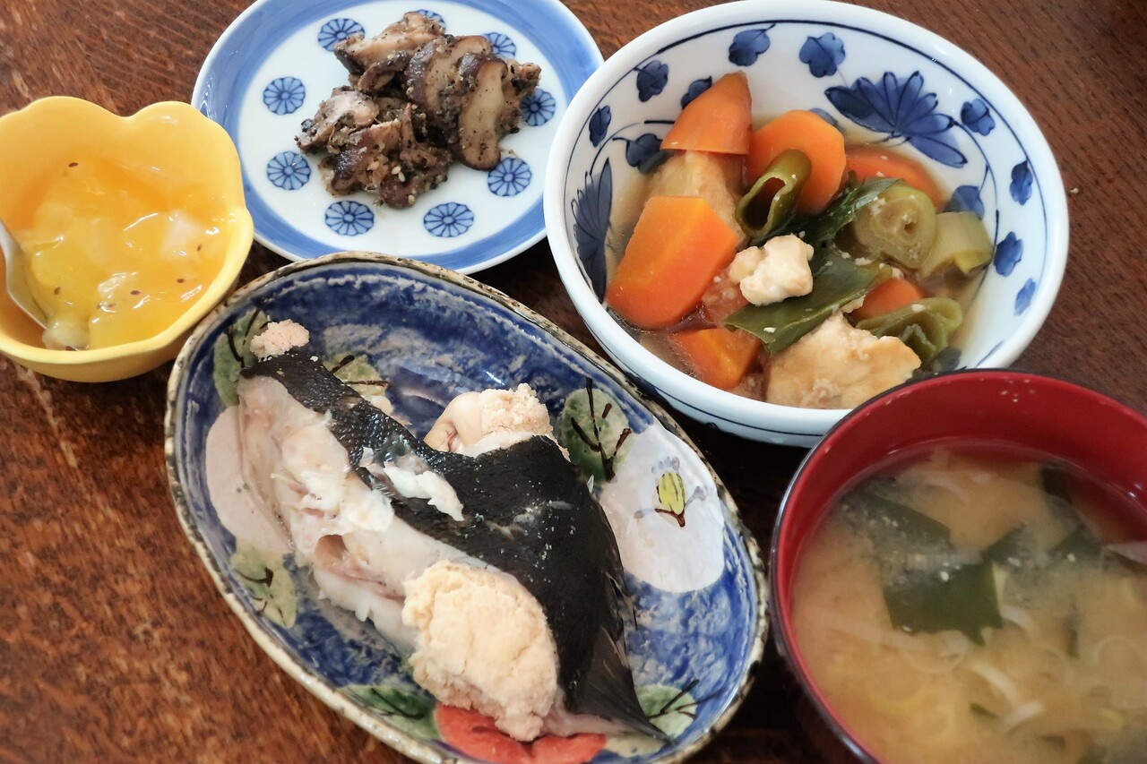 今日の晩飯 黒カレイの煮付け 新 マダム珍味の晩飯速報