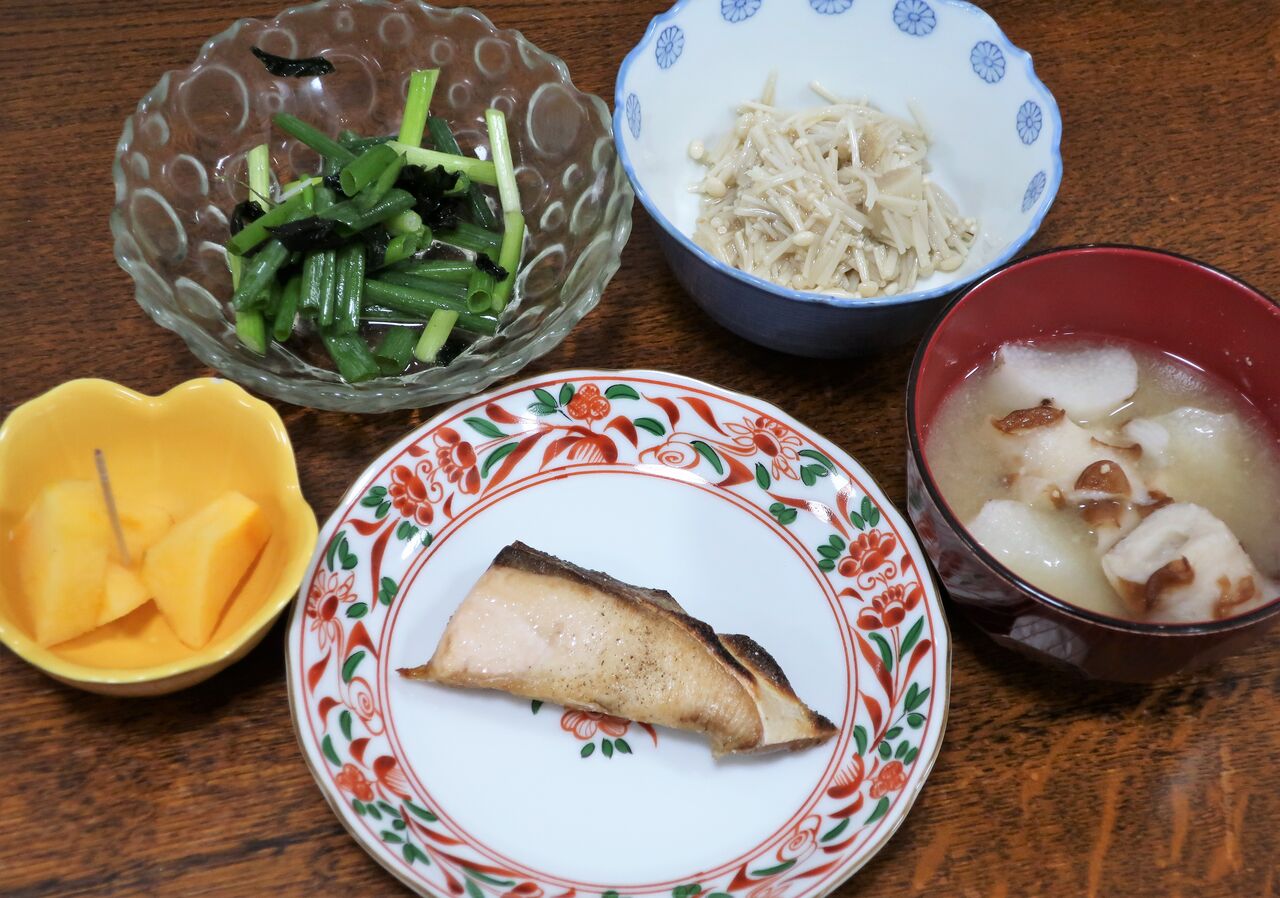 今日の晩飯 ブリの塩焼き 新 マダム珍味の晩飯速報 今日の晩飯 ブリの塩焼き 新 マダム珍味の晩飯速報