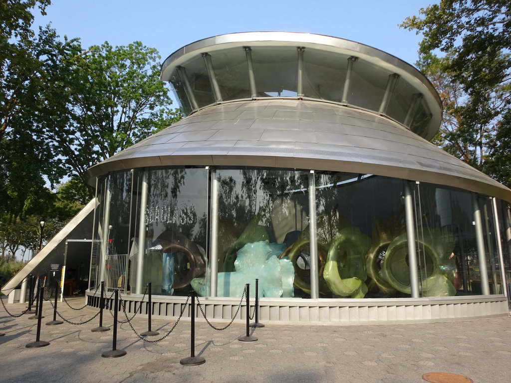 公園 新メリーゴーランド バッテリーパーク からのチャイナタウン 窓 New York 再び