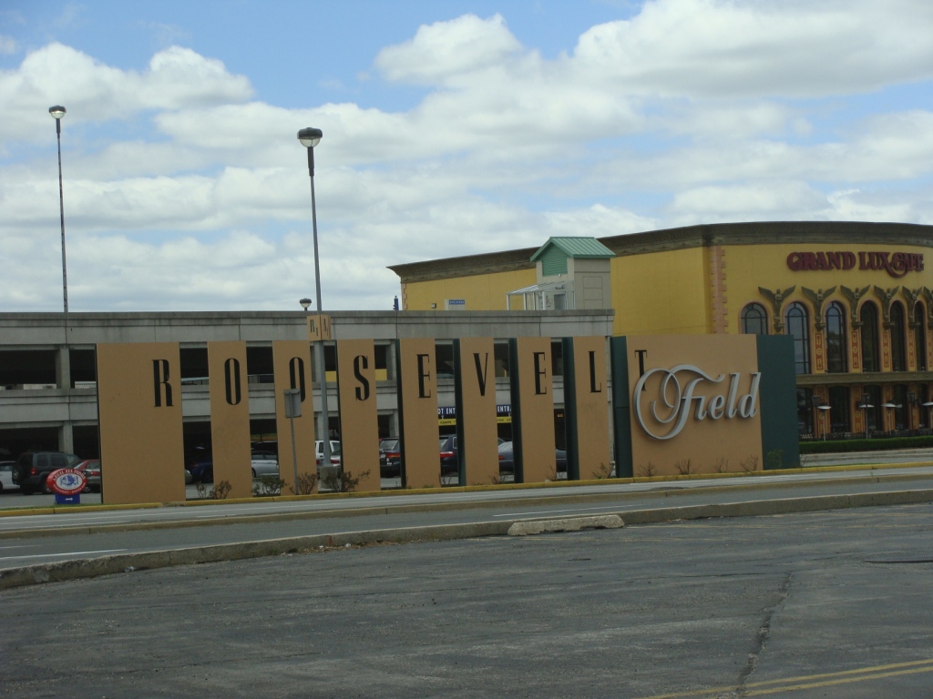 gucci princetown mule velvet