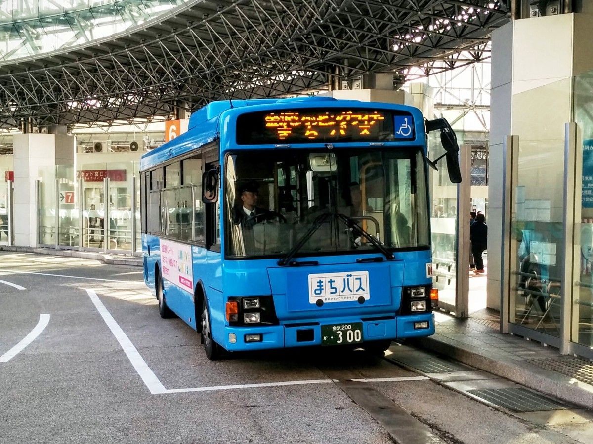 13番まどぐち金沢商業活性化センター まちバス 13番まどぐち金沢商業活性化センター まちバス