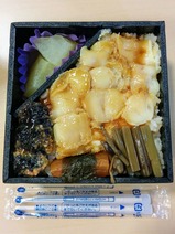 リゾートしらかみあわび五能線弁当中身