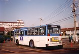 19931211川崎市モノレール代替輸送正門停車中2